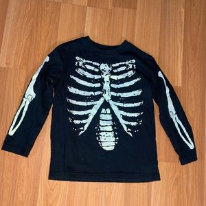 Children’s Place skeleton shirt. Perfect steampunk retro.Size M 7/8, all cotton.